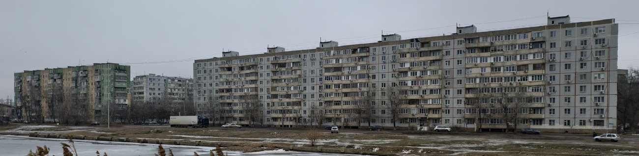 Астрахань, Улица Николая Островского, 164; Звёздная улица, 63