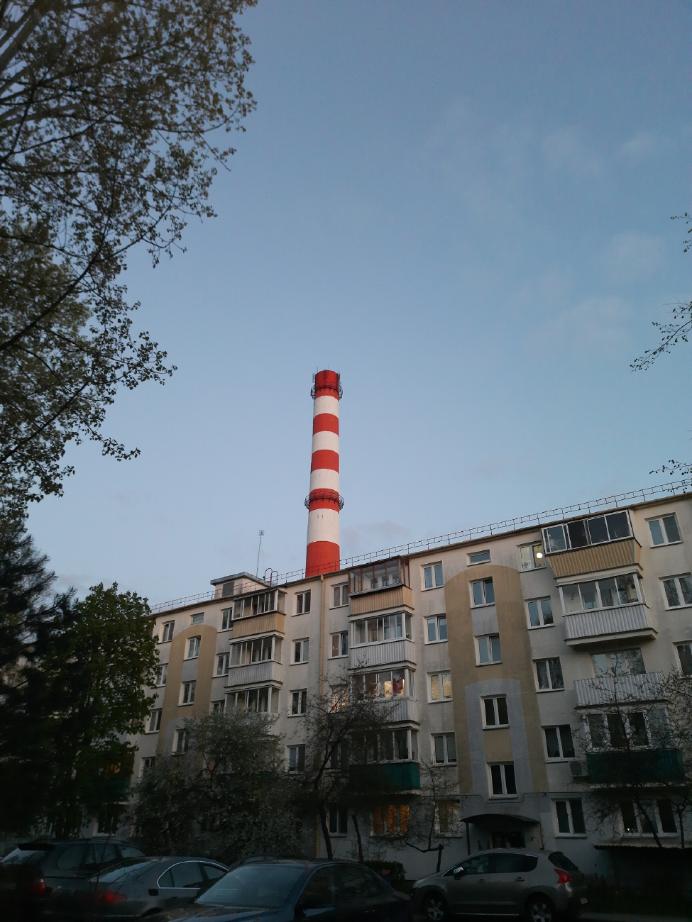 Минск, Каховская улица, 43 / Улица Гая, 12