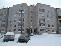 Пикалёво, 5-й микрорайон, 1