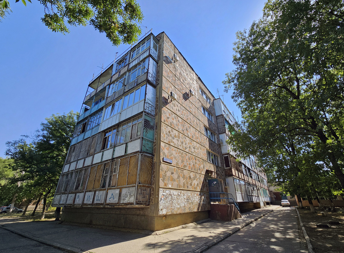 Солнечнодольск, Молодёжная улица, 15