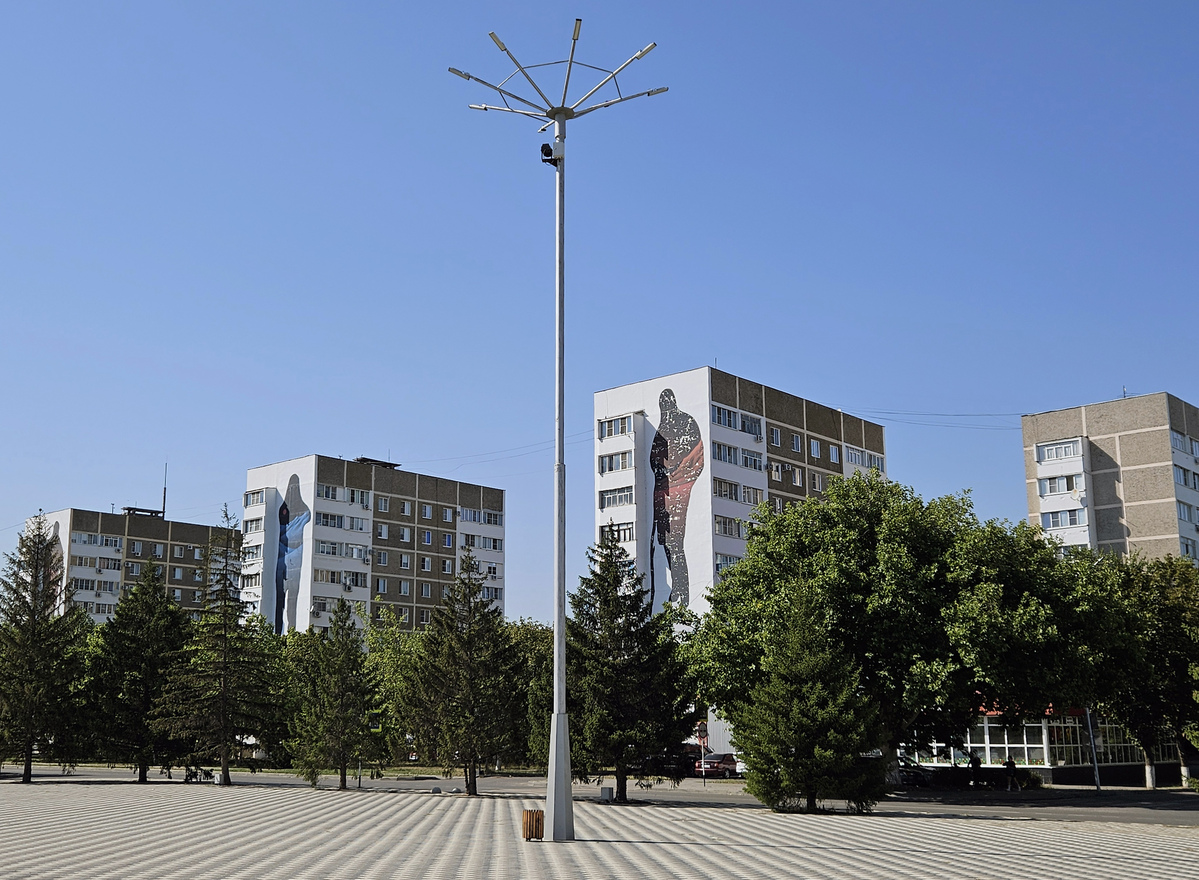 Солнечнодольск, Молодёжная улица, 7; Молодёжная улица, 9; Молодёжная улица, 11