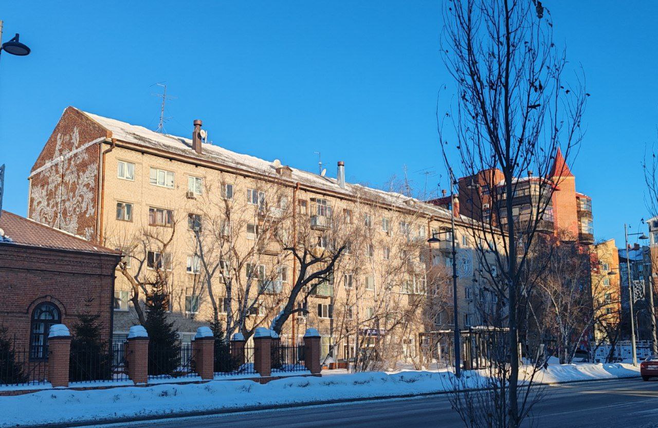 Tyumen, Улица Ленина, 9