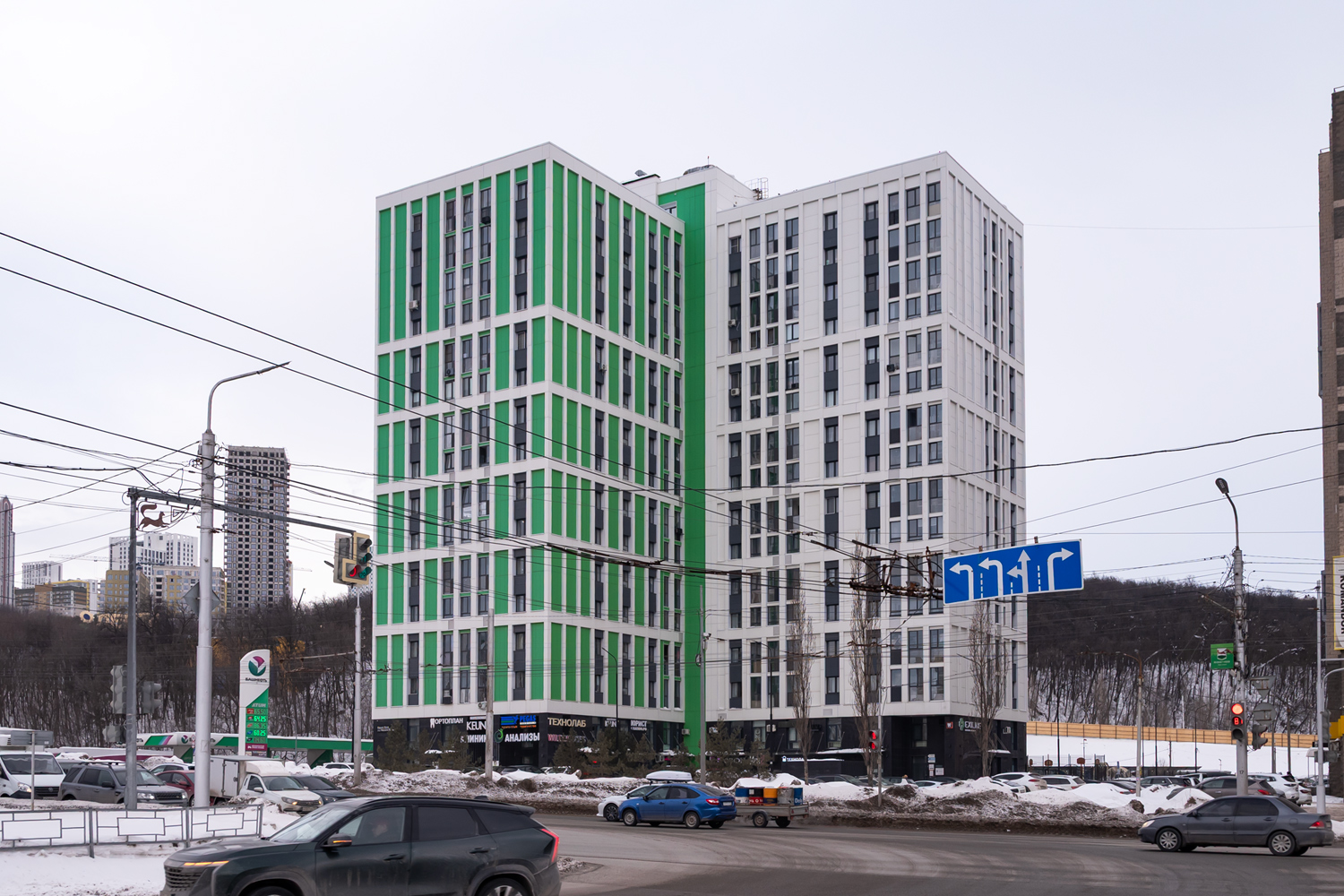 Уфа, Улица Маршала Жукова, 1/2