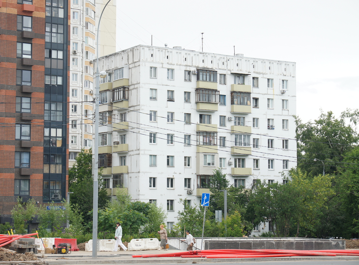 Москва, Профсоюзная улица, 28 / Нахимовский проспект, 53