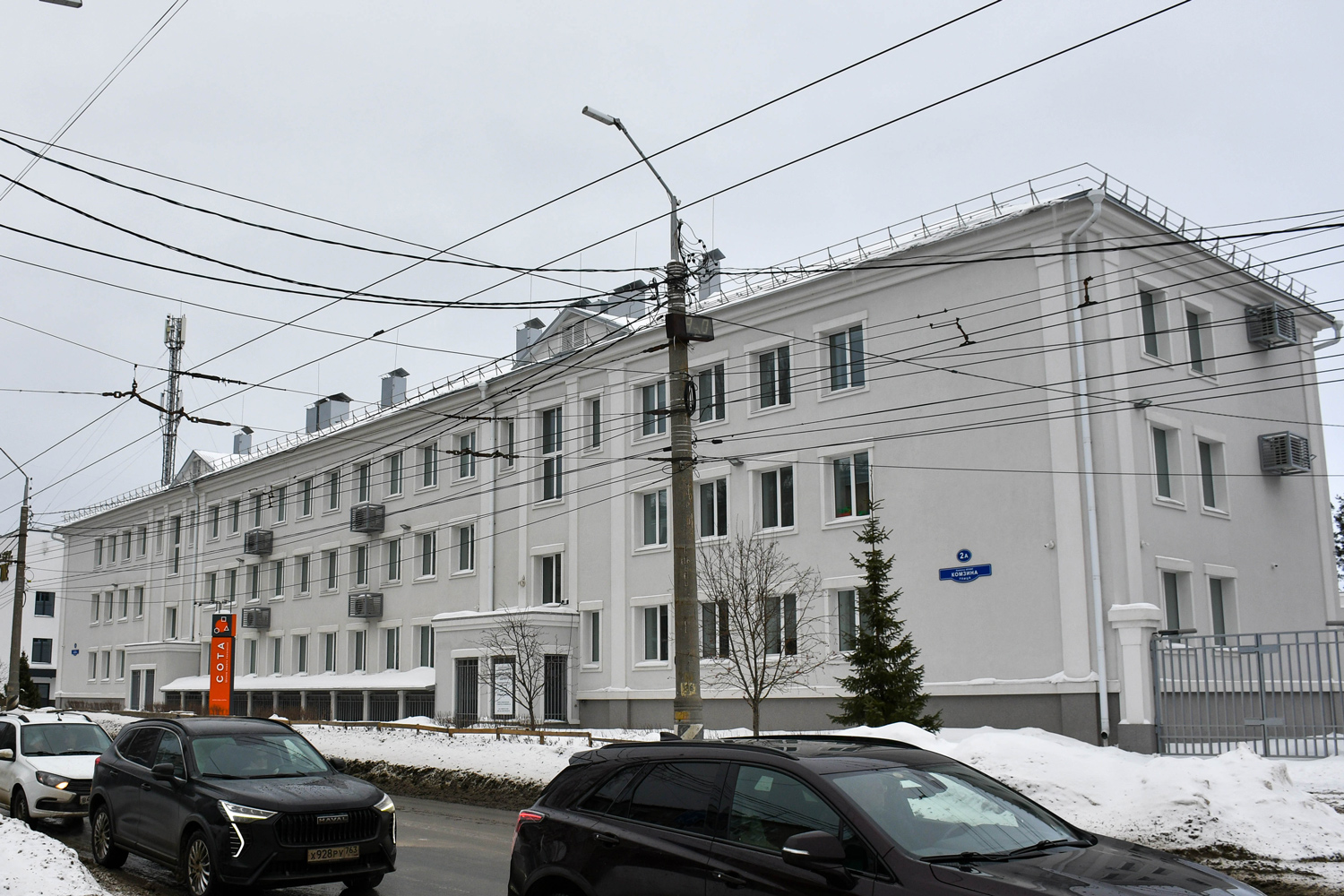 Tolyatti‎, Улица Комзина, 2А