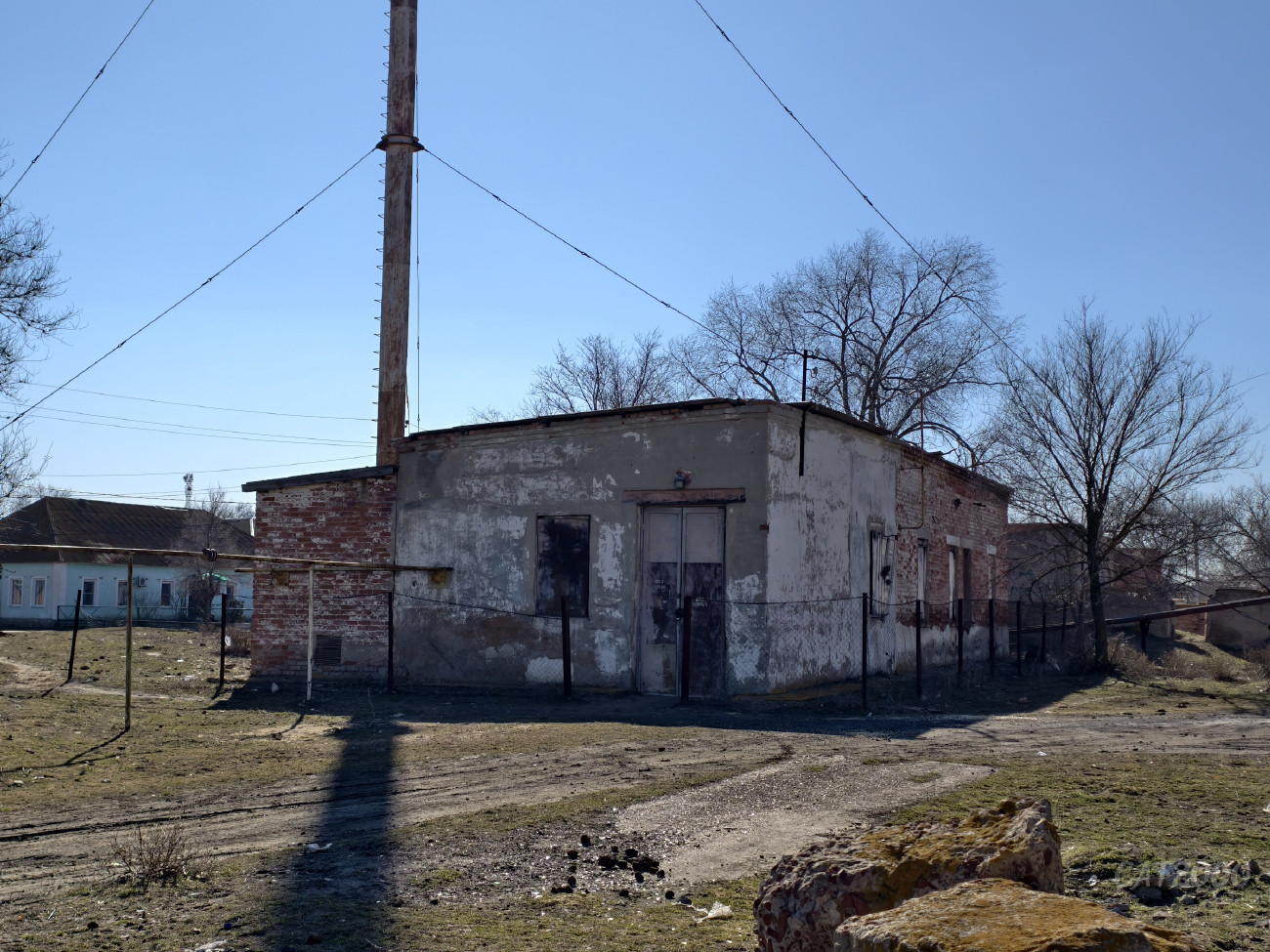 Трудфронт, Улица Кирова, 1Е