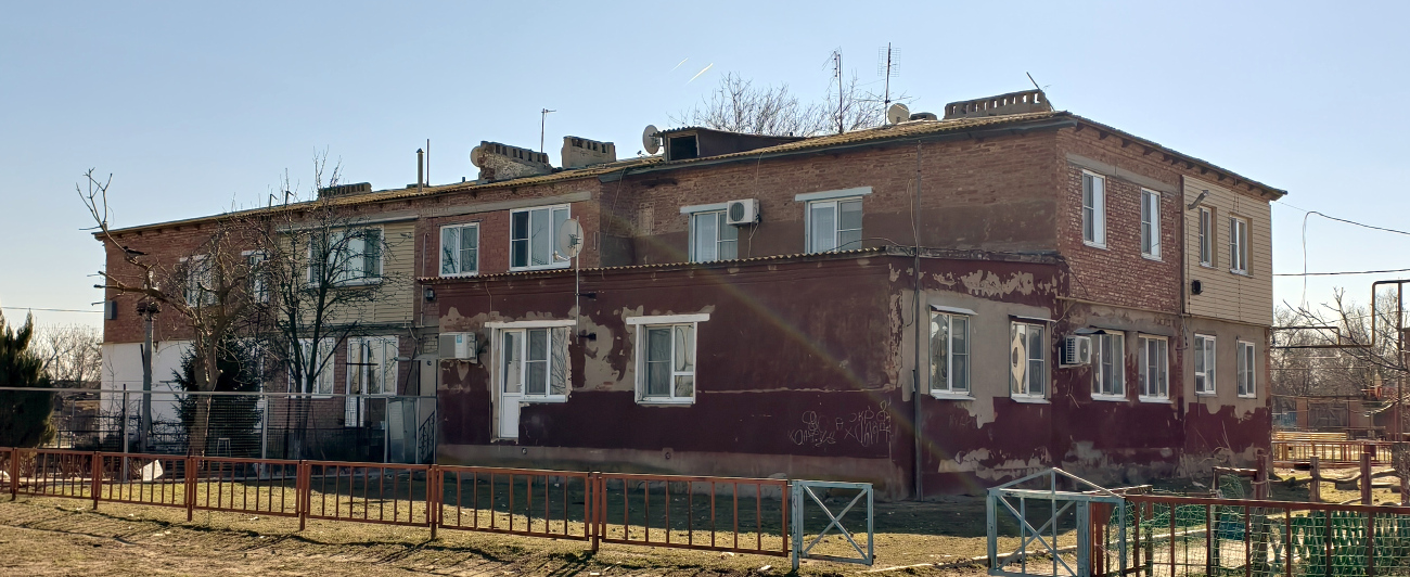 Трудфронт, Улица Капитана Сафронова, 23