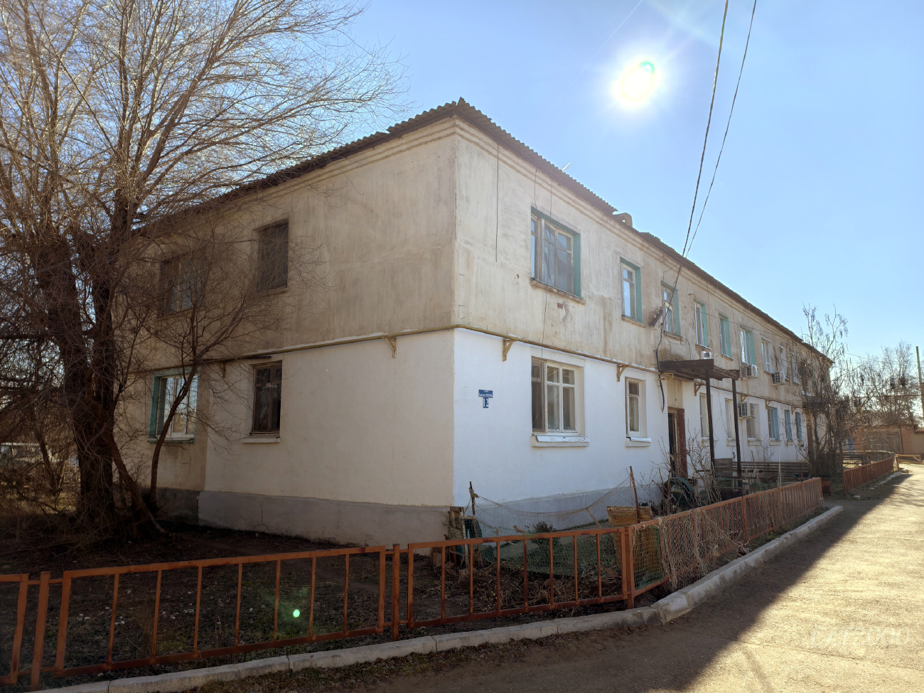 Трудфронт, Улица Капитана Сафронова, 12