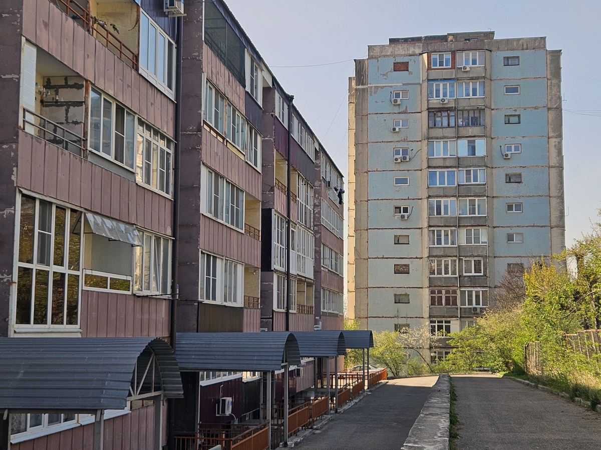 Железноводск, Улица Строителей, 32; Октябрьская улица, 55Б