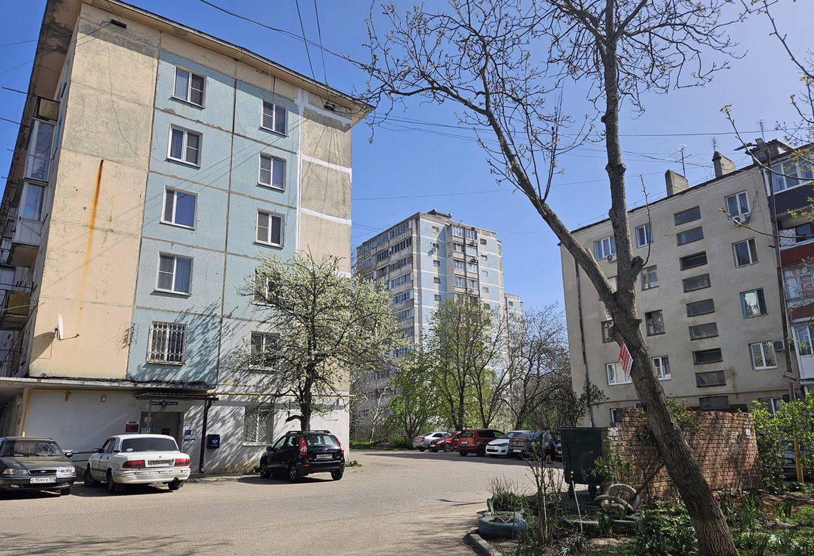 Железноводск, Октябрьская улица, 53; Октябрьская улица, 57А; Октябрьская улица, 55А