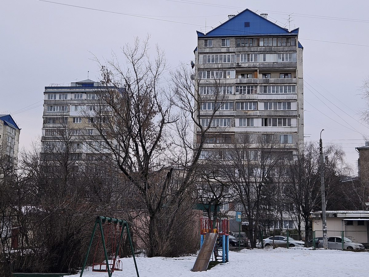 Кисловодск, Улица Островского, 17; Улица Островского, 13