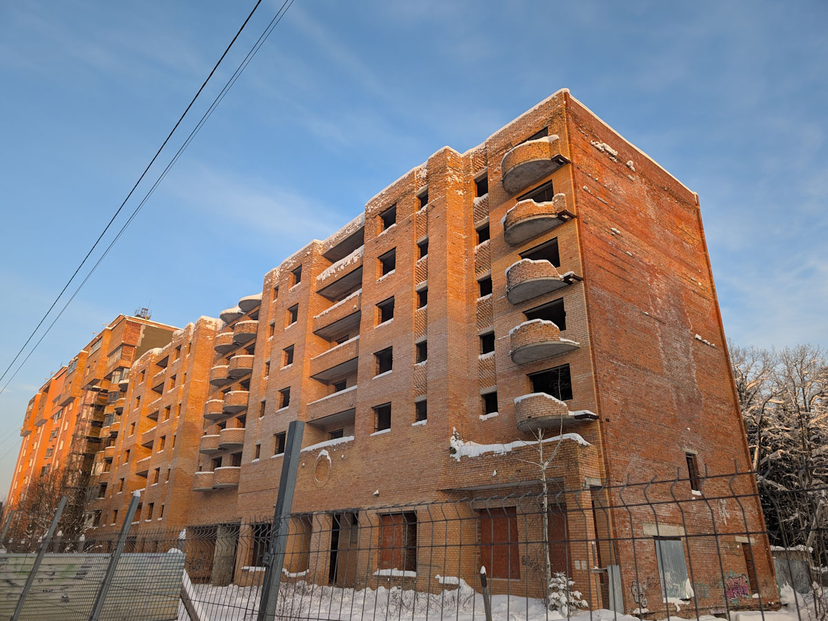 Городской округ Серпухов, прочие н.п., пос. Оболенск, Проспект Биологов, 2*