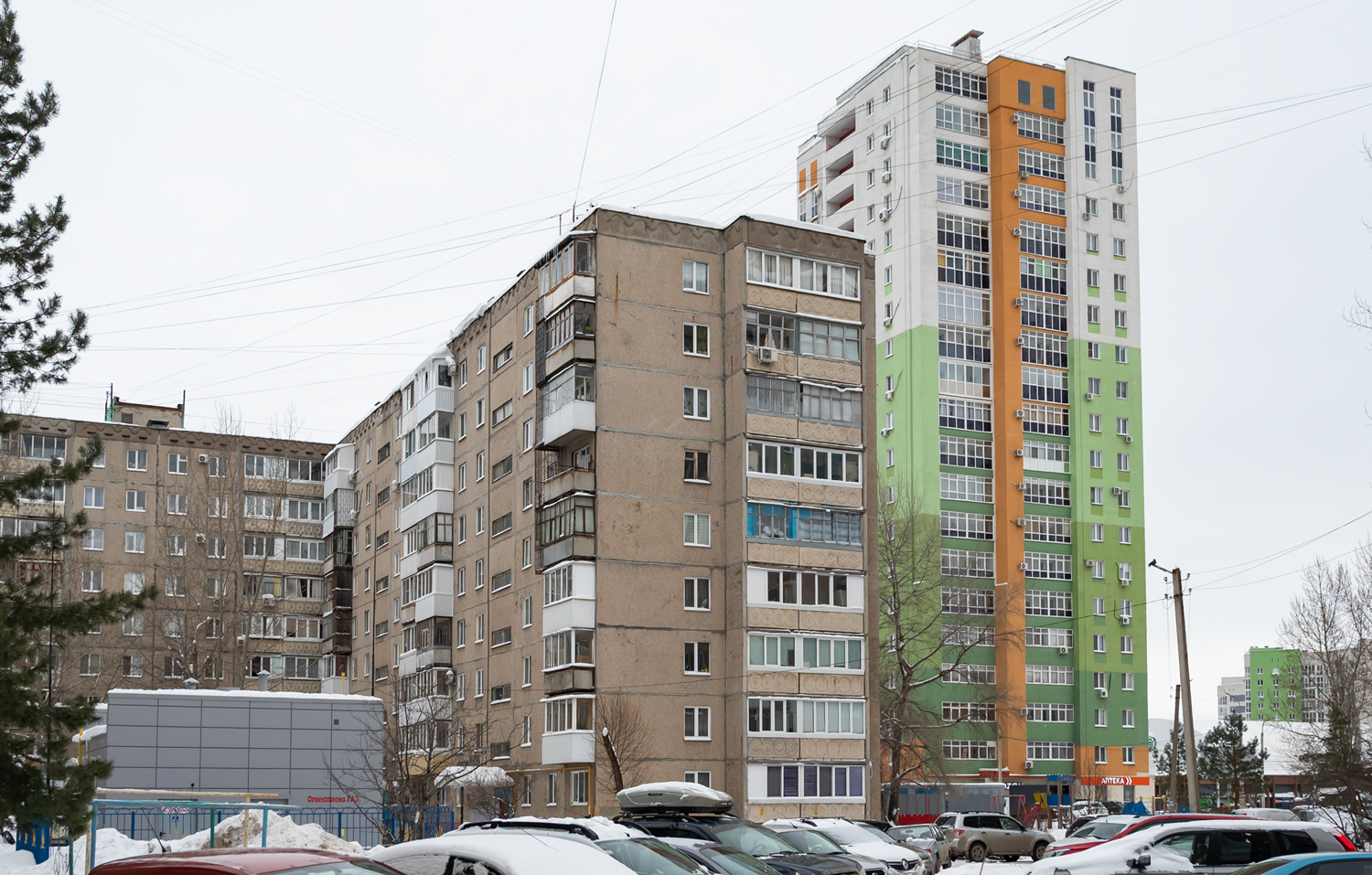 Уфа, Улица Маршала Жукова, 23 / Улица Баязита Бикбая, 16; Улица Маршала Жукова, 25