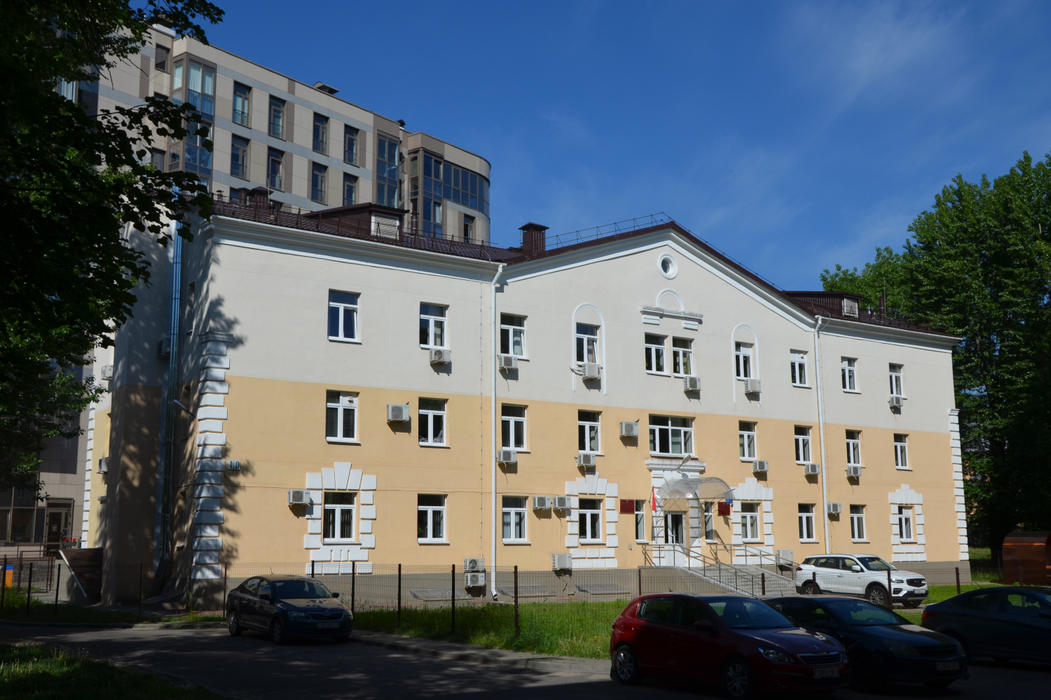 Минск, Улица Змитрока Бядули, 10