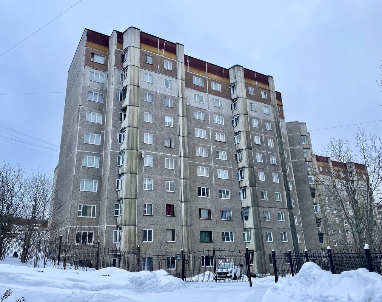 Мурманск, Кильдинская улица, 9