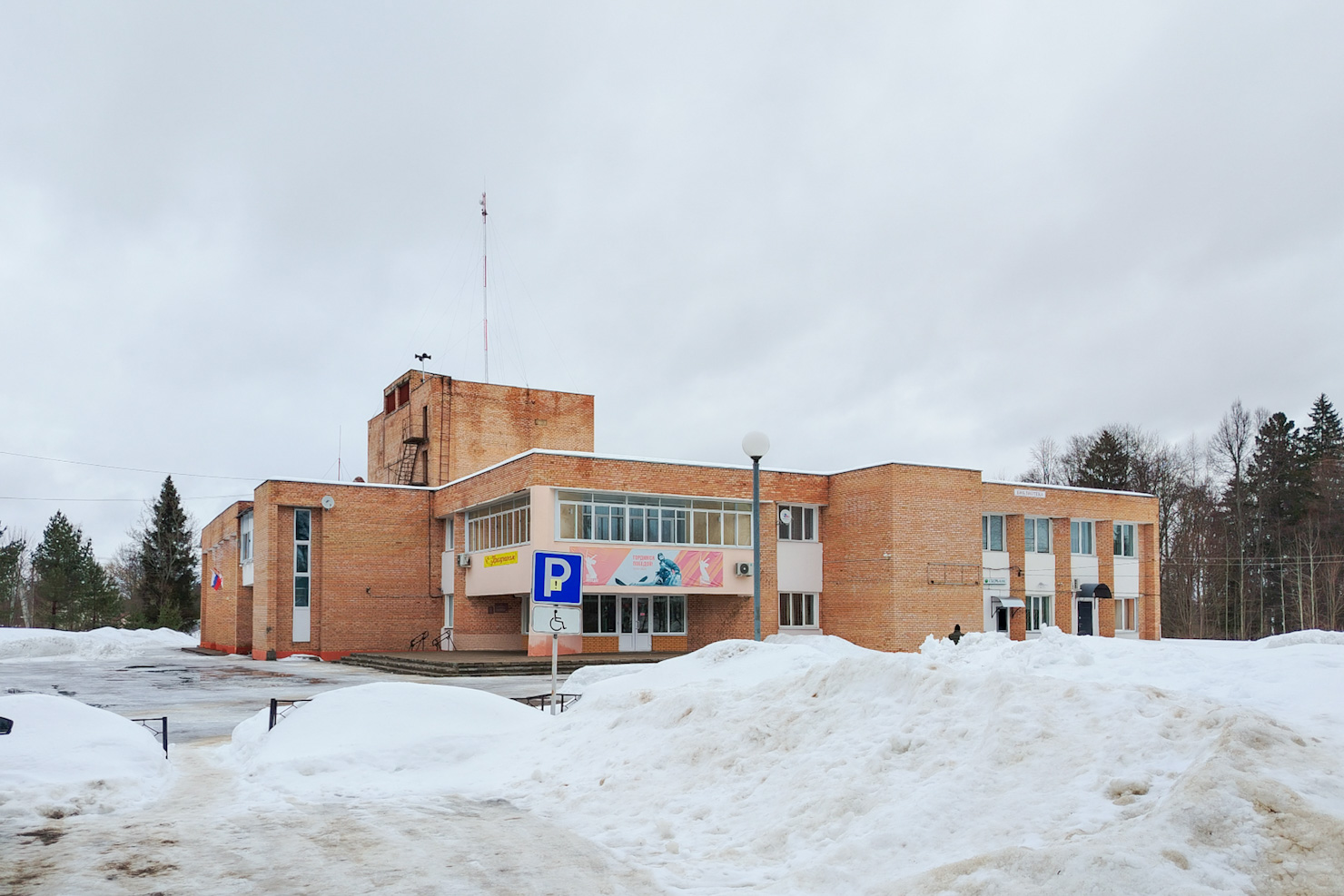 Можайский муниципальный округ, прочие н.п., с. Поречье, Советская улица, 18Б