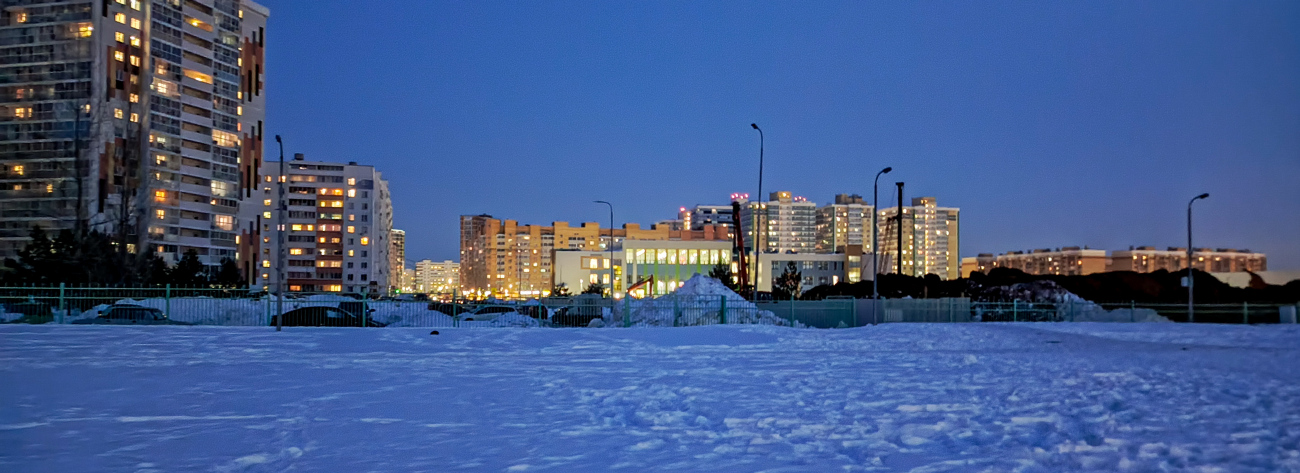 Набережные Челны, Аделя Кутуя, 9; Улица Аделя Кутуя, 7