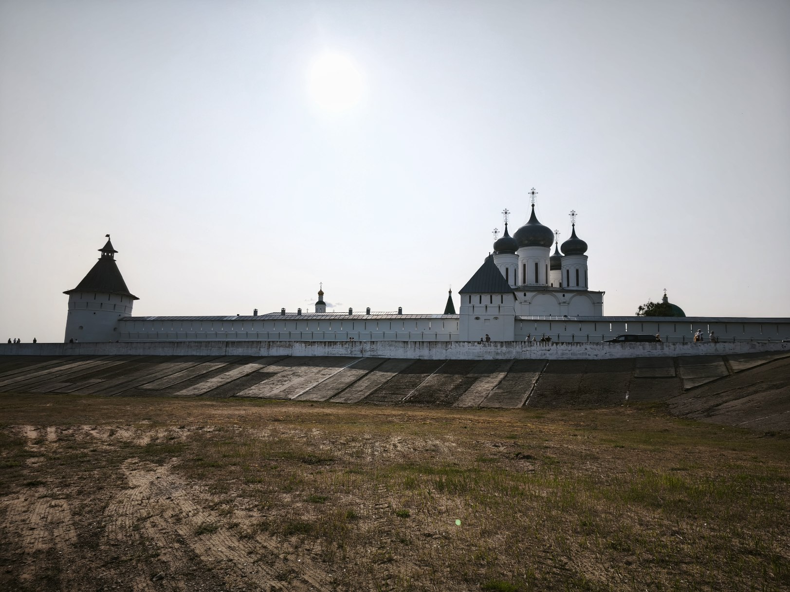 Лысковский район, прочие н.п., пос. Макарьево, улица Набережная, 1 (южная башня); пос. Макарьево, улица Набережная, 1 (юго-восточная башня); пос. Макарьево, улица Набережная, 1 (Троицкий собор)