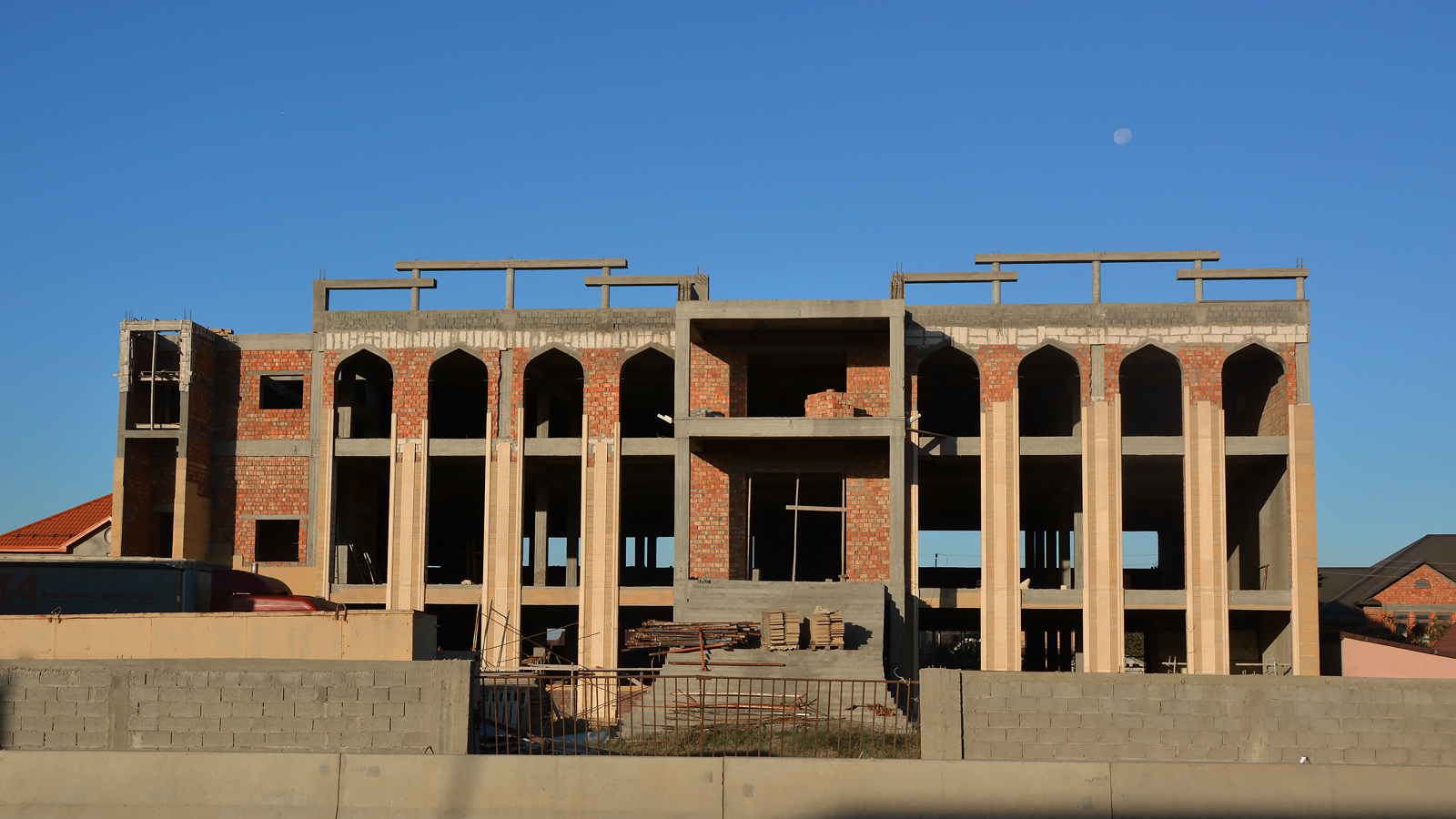 Махачкала, Федеральное шоссе, 133А