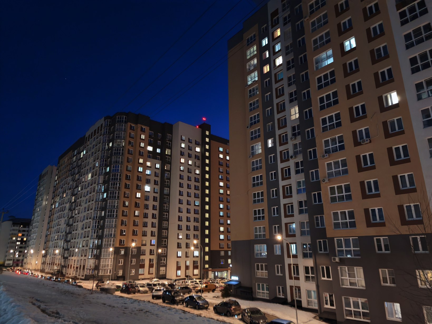 Курск, Проспект Надежды Плевицкой, 6; Проспект Надежды Плевицкой, 4