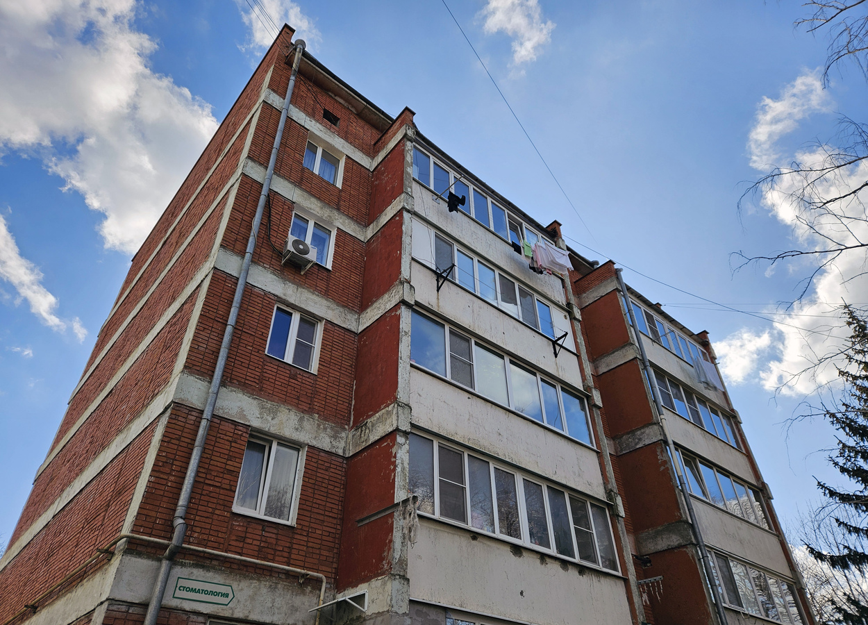 Lermontov, Улица Патриса Лумумбы, 5А