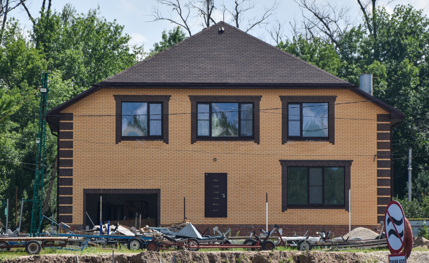 Маркс, Улица Берег Волги, 60