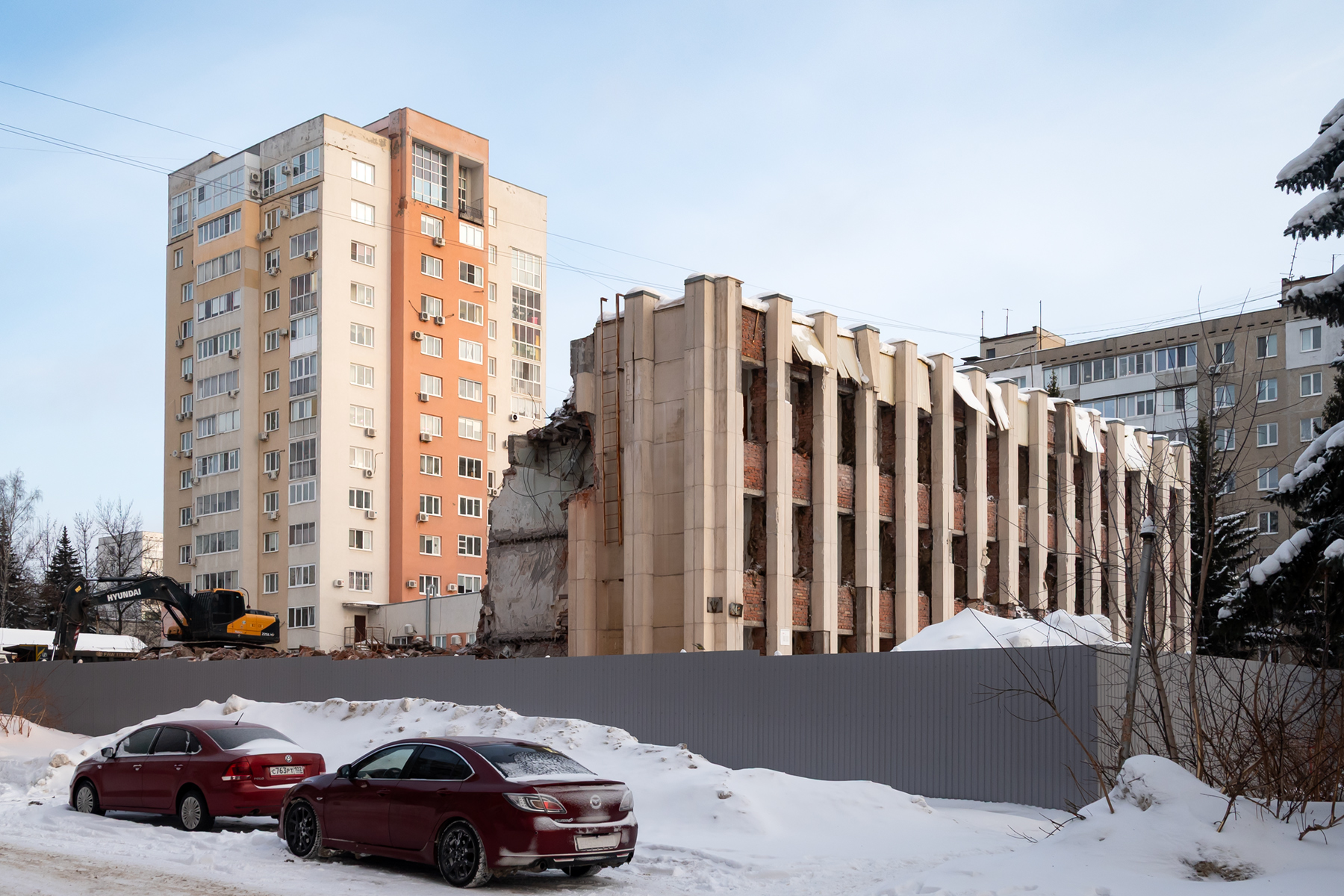 Уфа, Улица Рихарда Зорге, 33/1; Улица Рихарда Зорге, 33