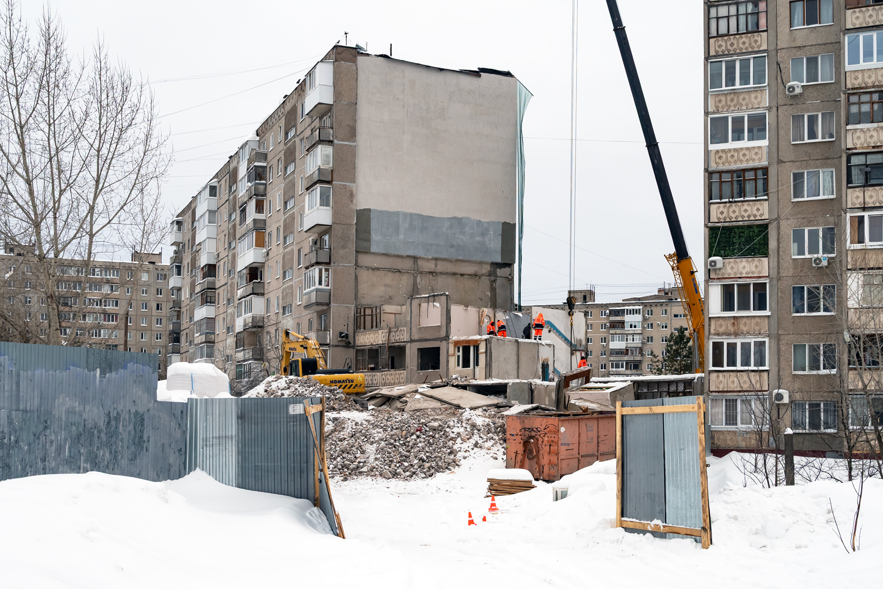 Ufa, Сипайловская улица, 10; Улица Маршала Жукова, 5/1 (подъезд 5)