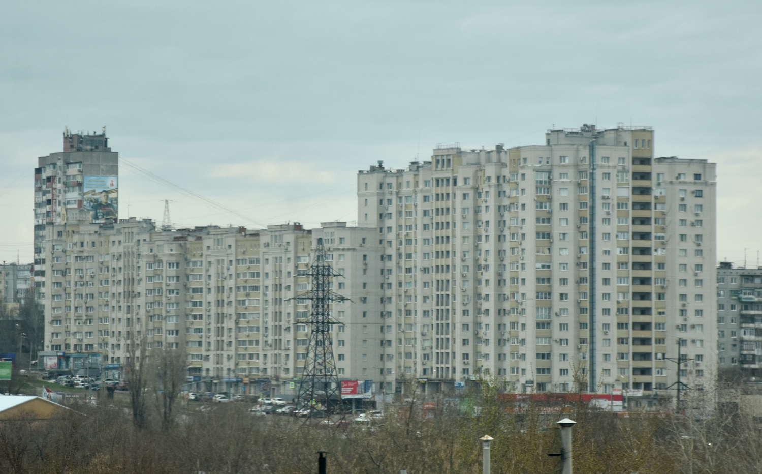 Volgograd, Улица Маршала Ерёменко, 44; Улица Маршала Ерёменко, 42