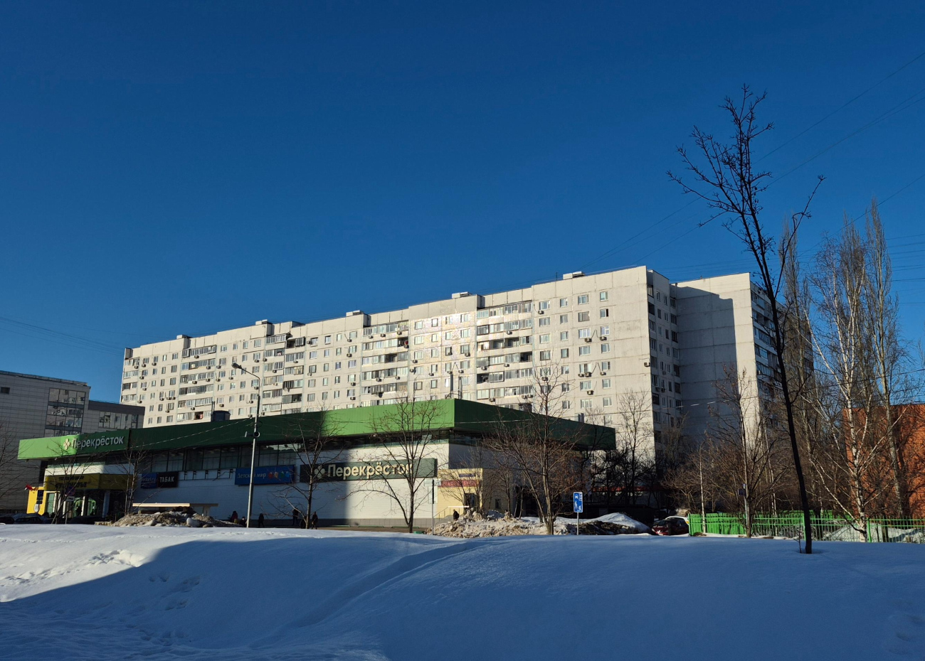 Moskau, Улица Кулакова, 19 (подъезды 3-7); Улица Кулакова, 19 (подъезды 1-2)