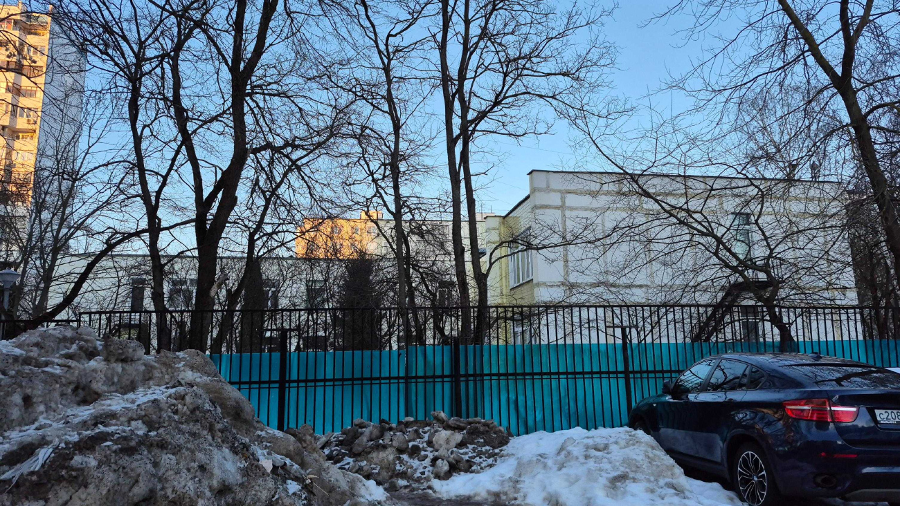 Moskau, Улица Исаковского, 22 корп. 2