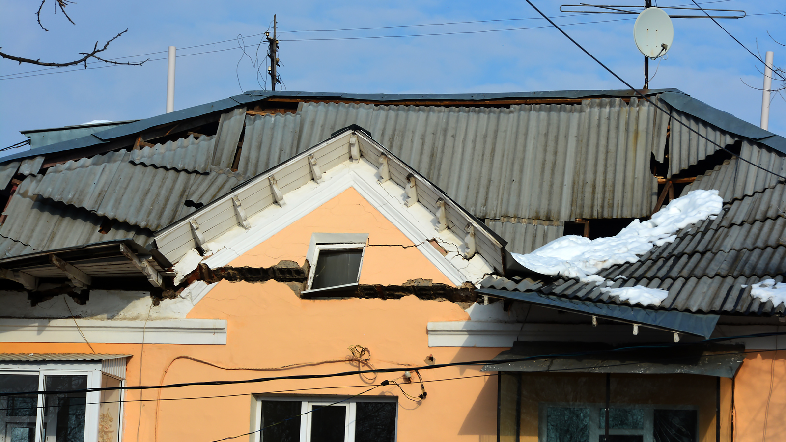 Пермь, Улица Нефтяников, 24