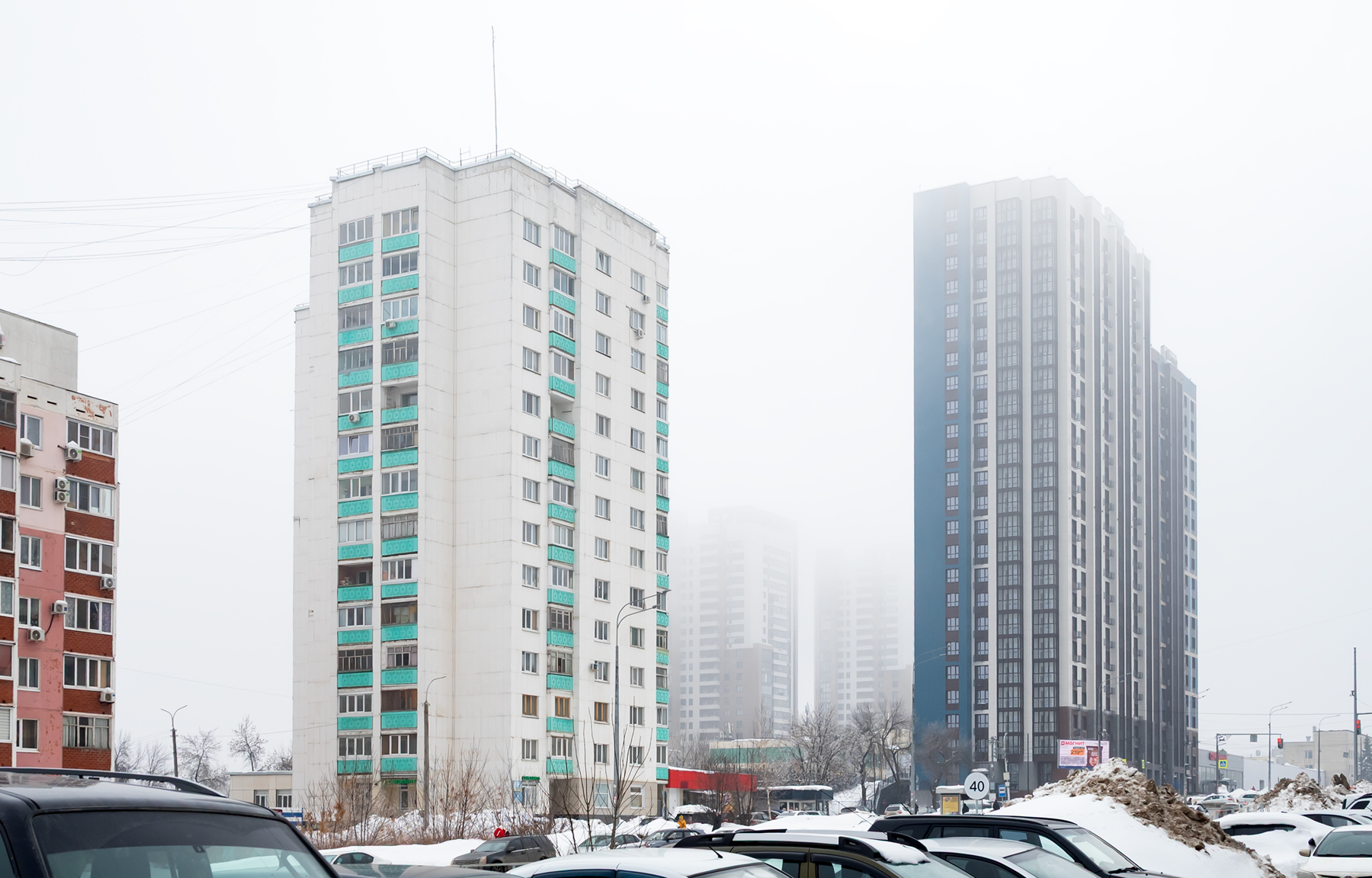 Уфа, Комсомольская улица, 10; Комсомольская улица, 8 стр