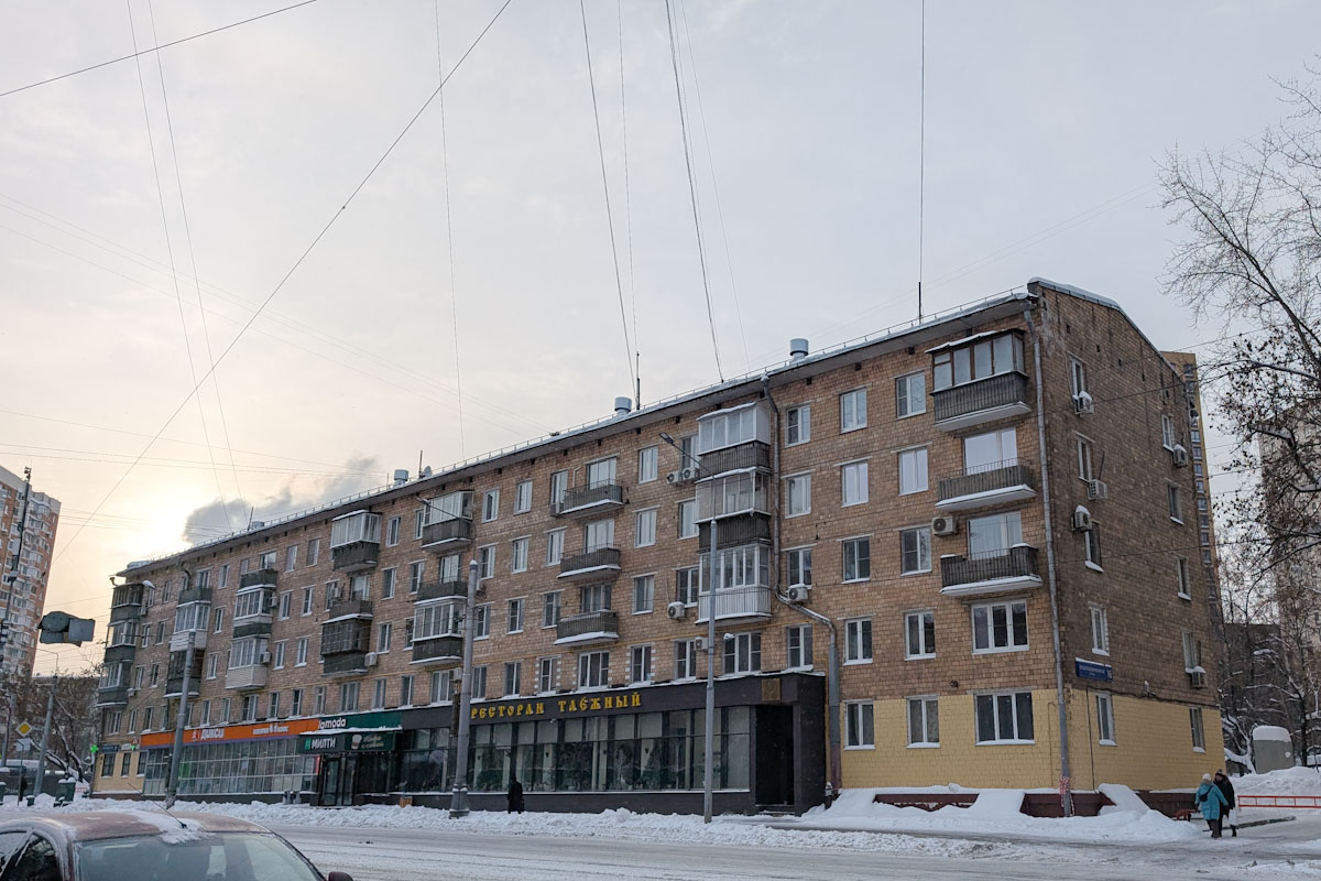 Масква, Красноказарменная улица, 16