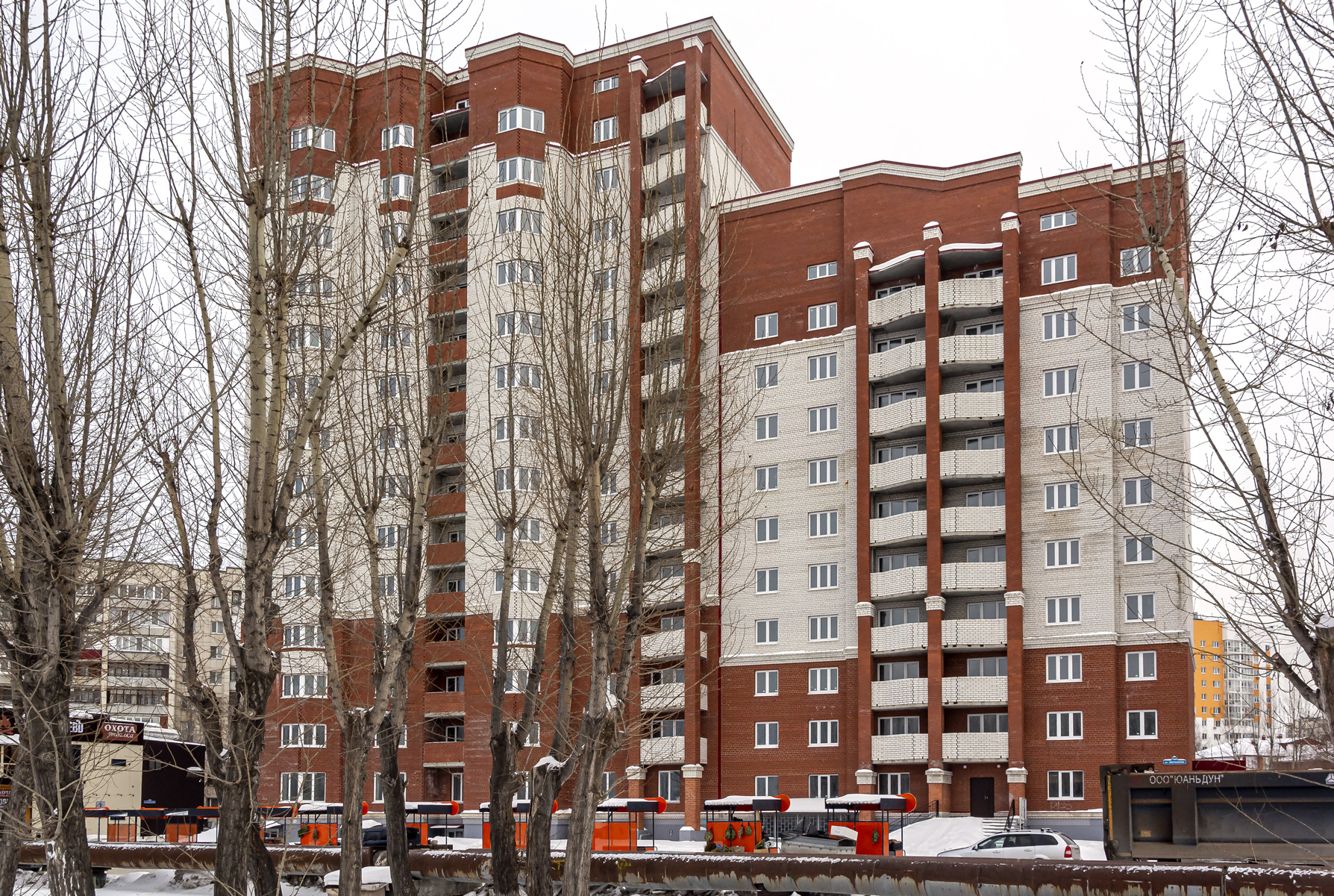 Тюмень, Улица Щербакова, 100