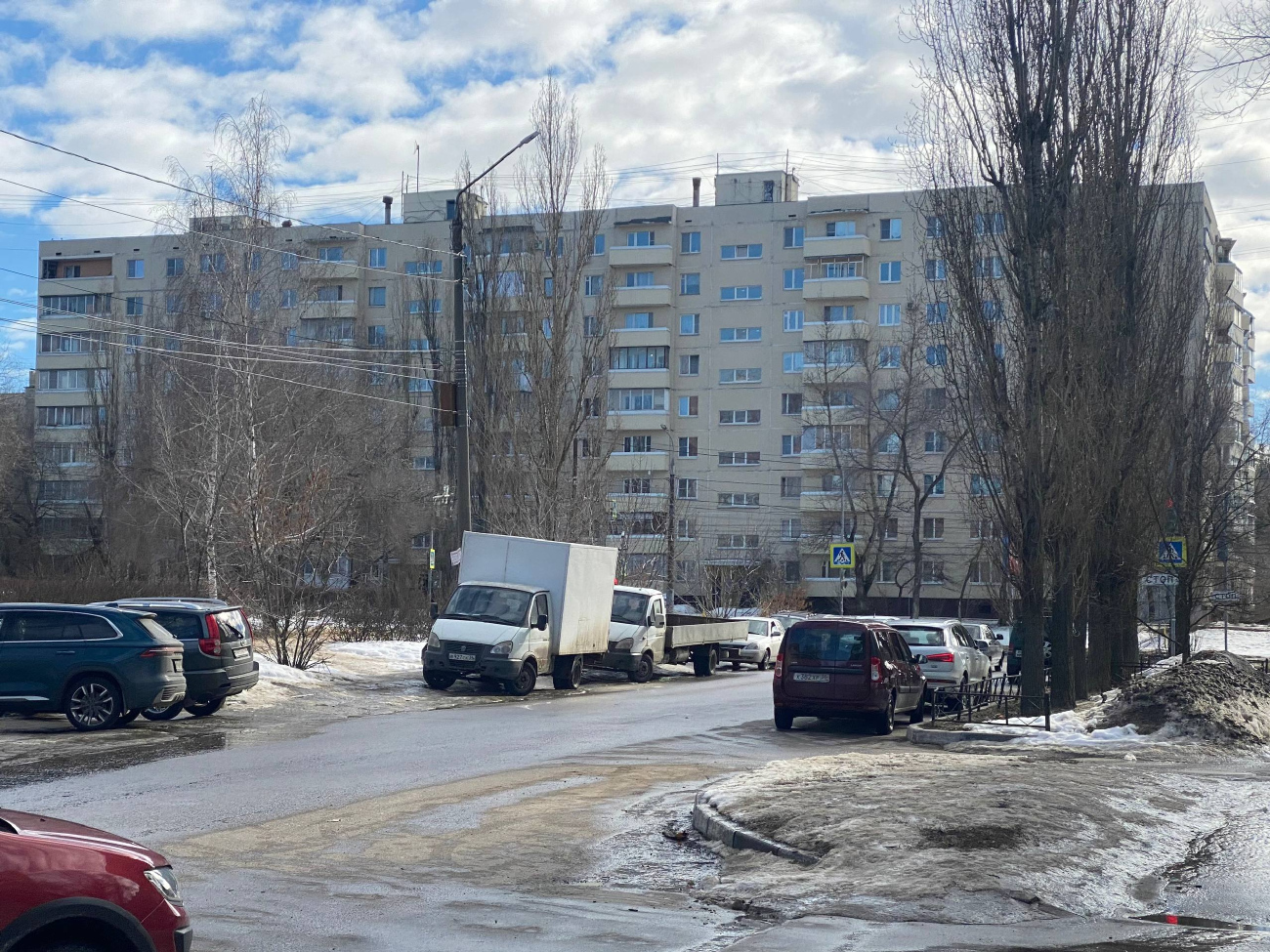 Woroneż, Южно-Моравская улица, 13