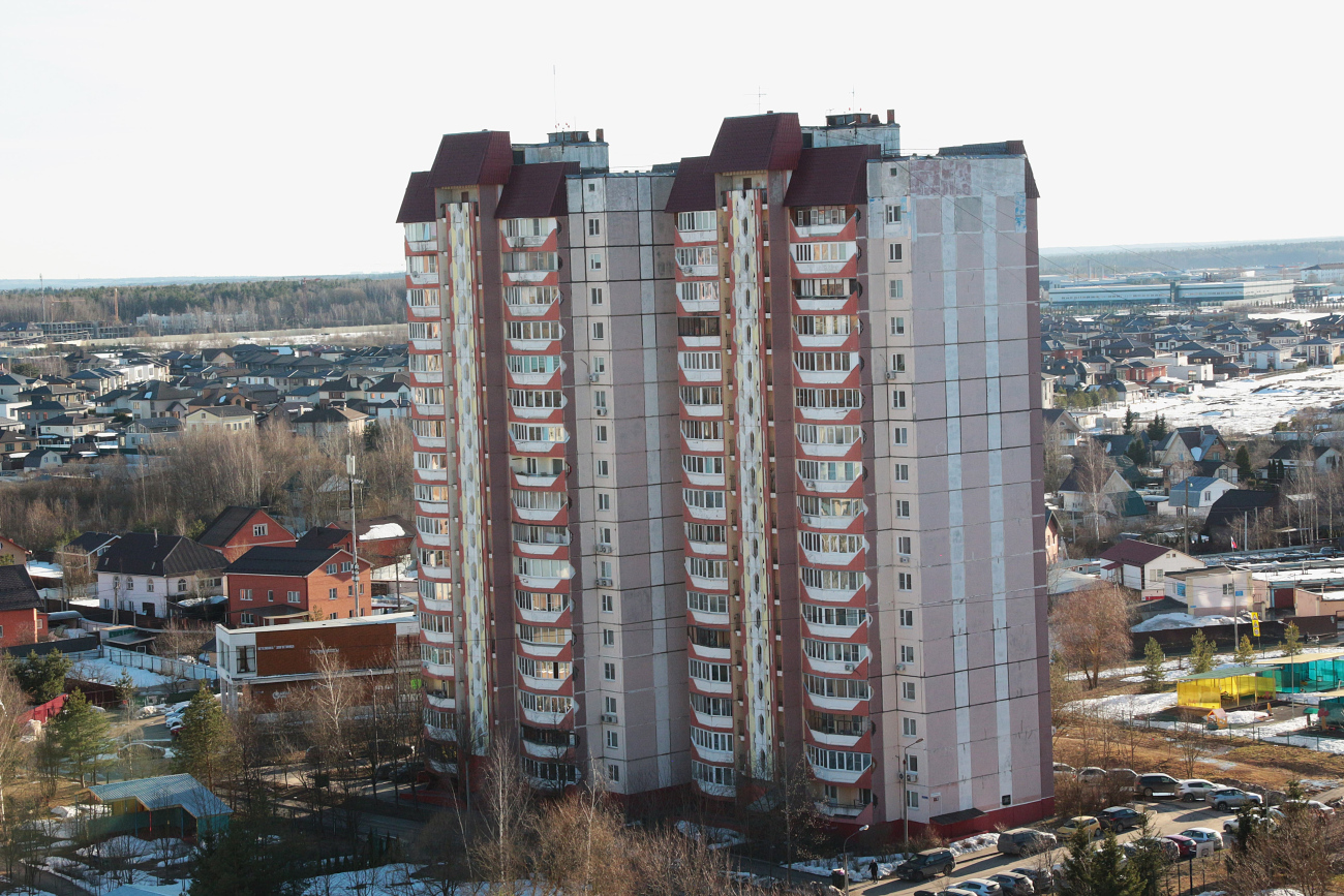 Нахабино, Улица Братьев Волковых, 1