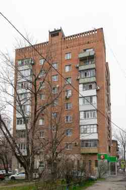 Ростов-на-Дону, Халтуринский переулок, 157 / Улица Козлова, 64