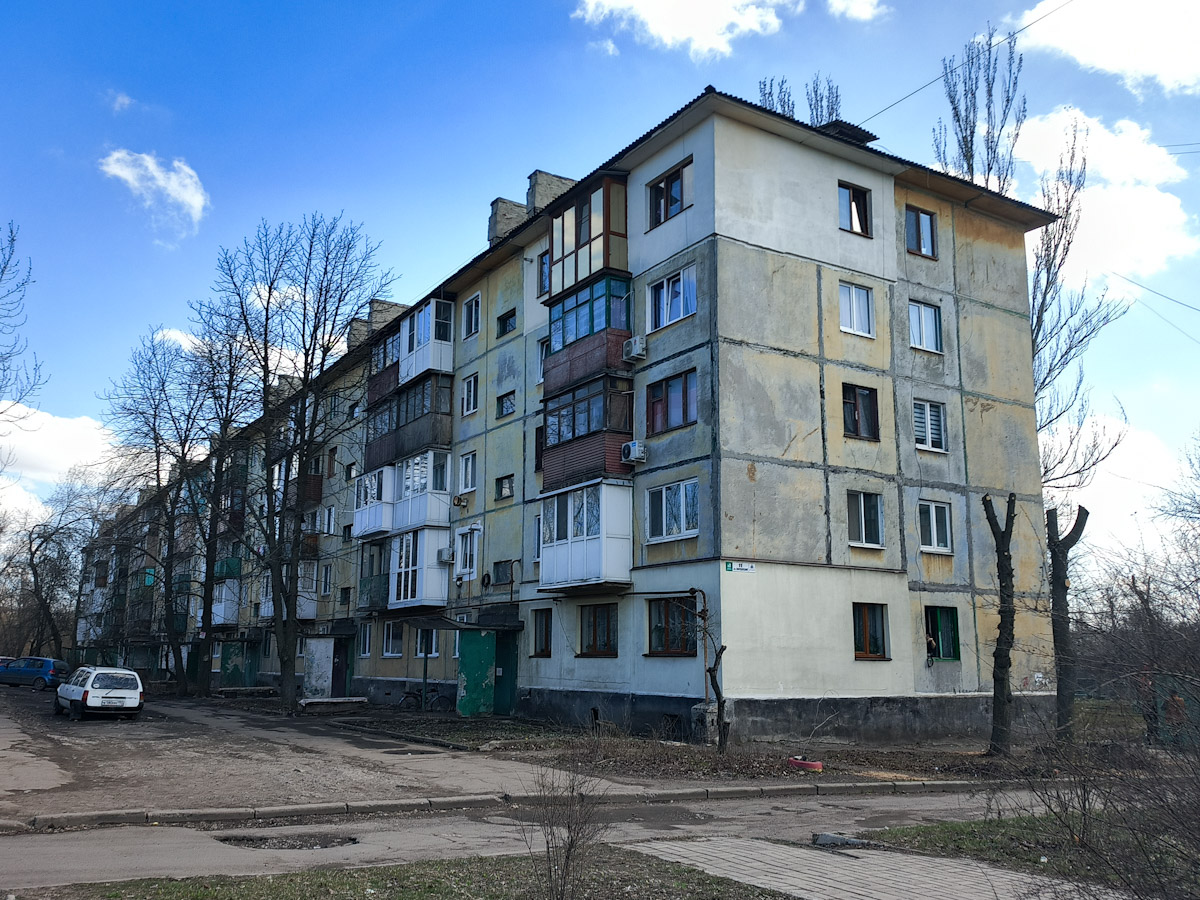 Makiyivka, Улица 50 лет образования СССР, 11