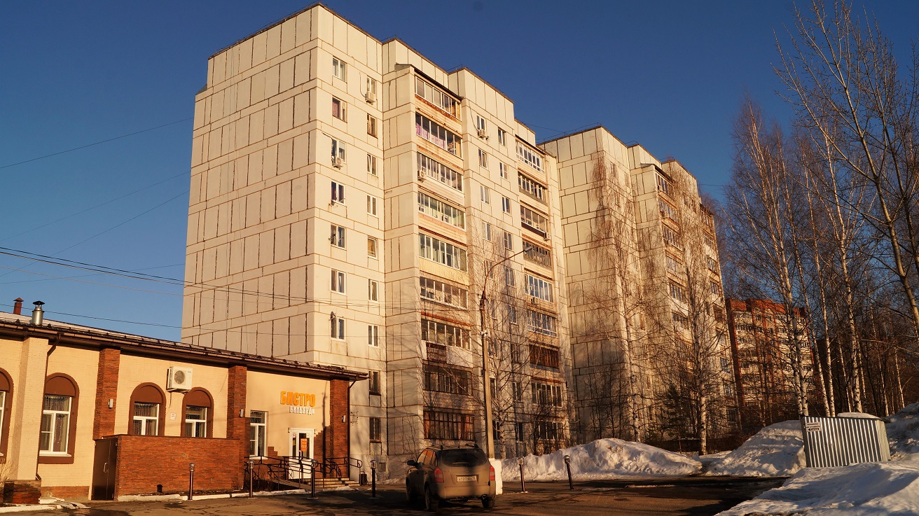 Воткинск, Улица Садовникова, 1