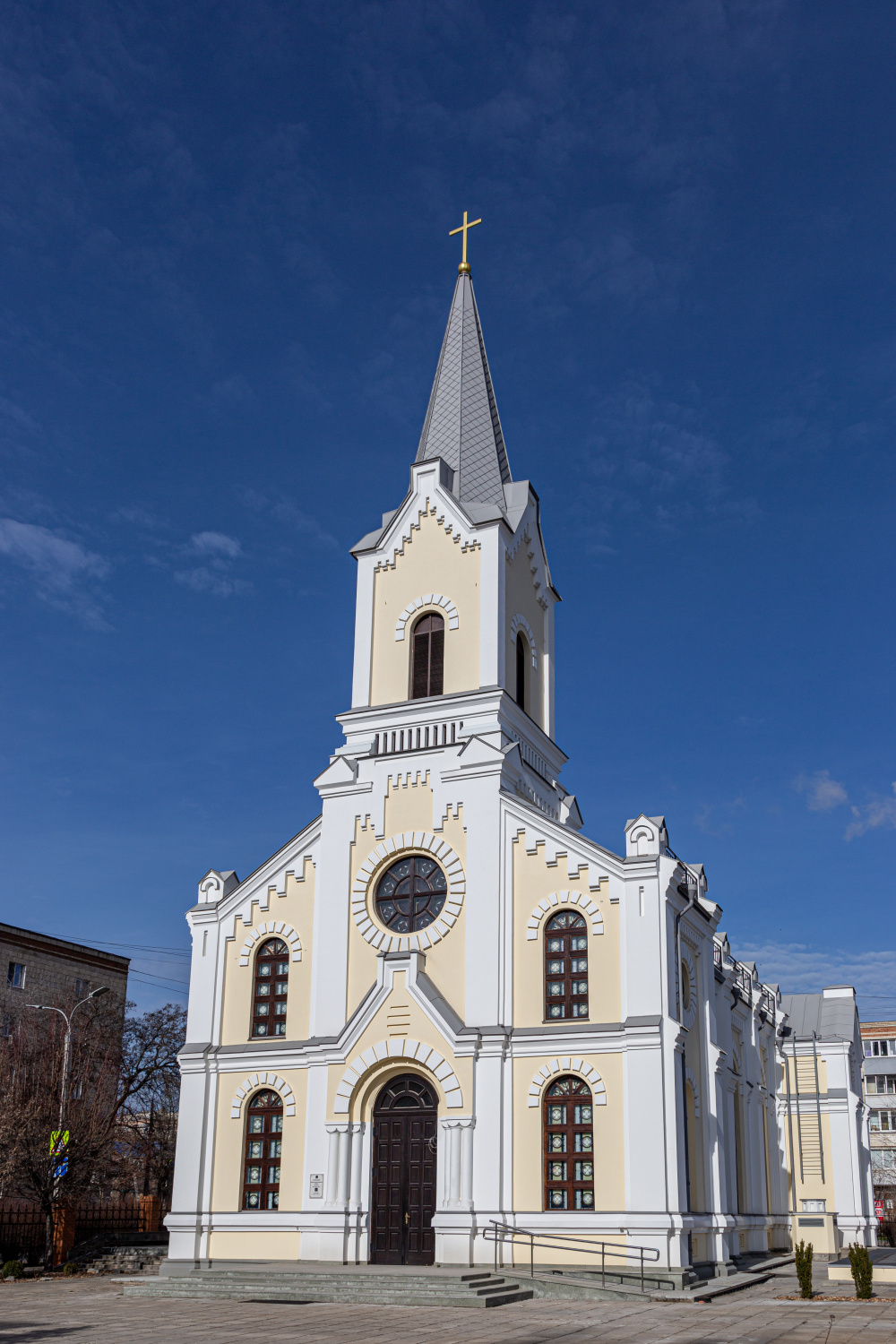 Волгоград, Пражская улица, 14