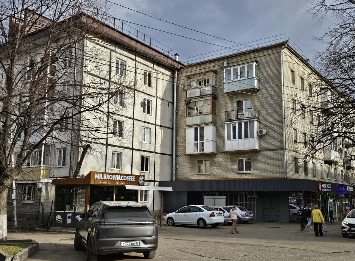 Ессентуки, Улица Долина Роз, 2; Улица Долина Роз, 4