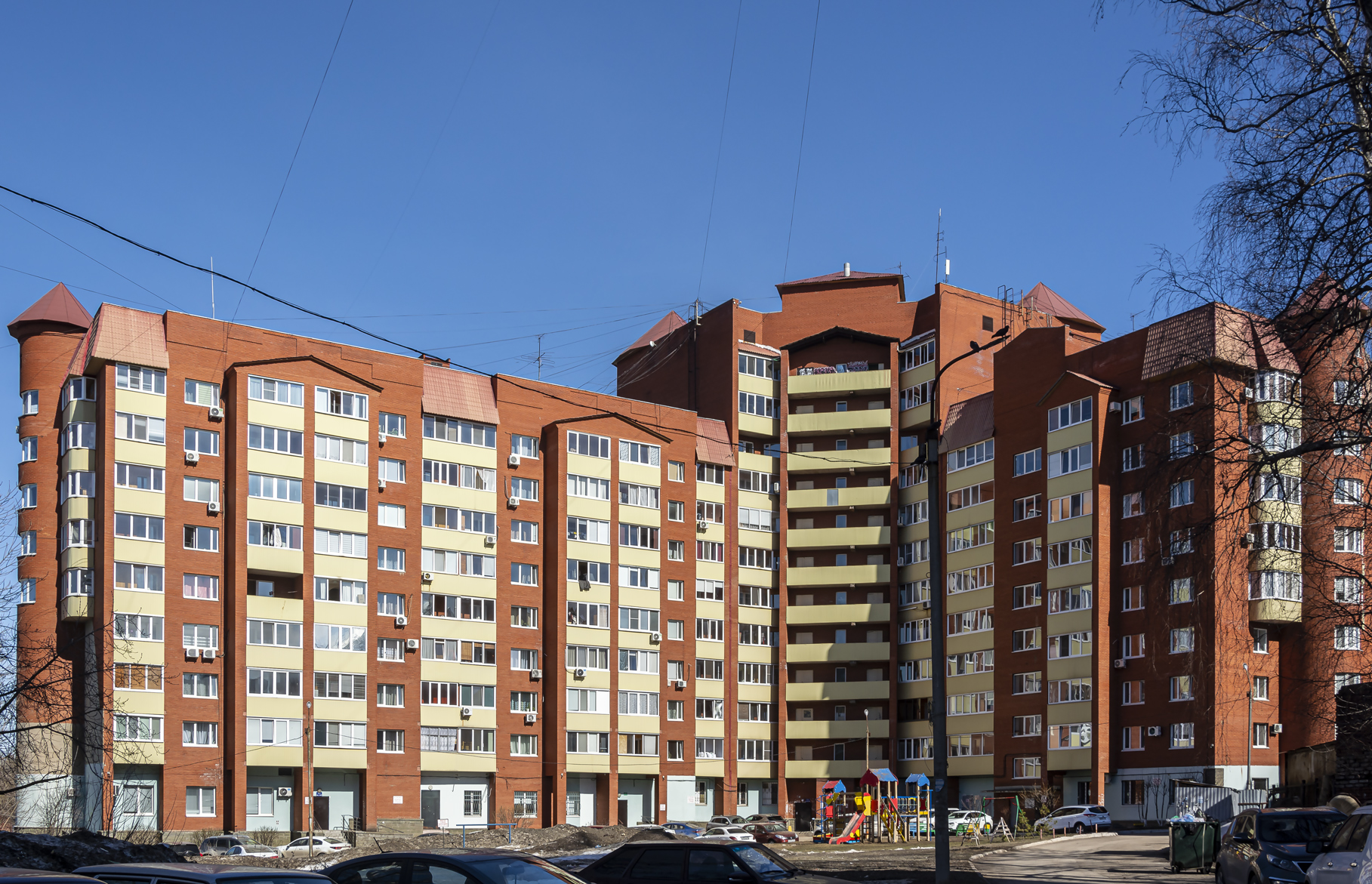 Ufa, Улица Ульяновых, 53 / Улица Максима Горького, 74