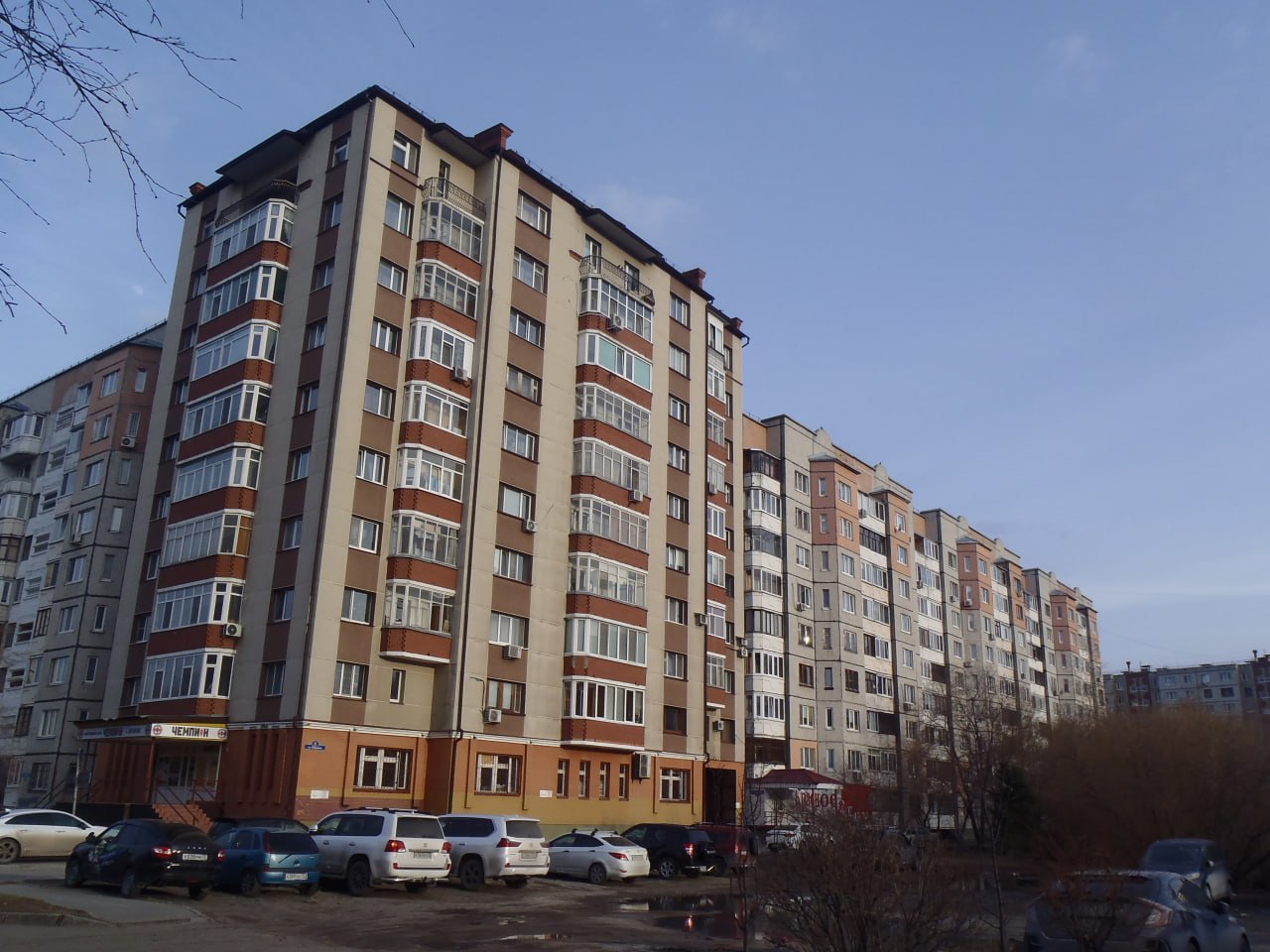 Тюмень, Народная улица, 4 корп. 5; Народная улица, 4 корп. 3