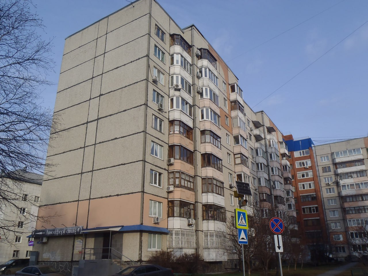 Tyumen, Народная улица, 4 корп. 2; Народная улица, 4 корп. 6