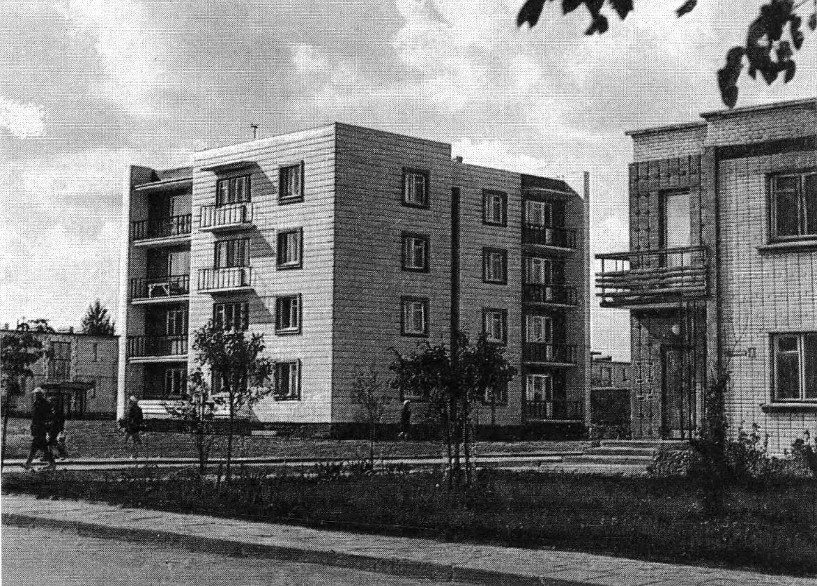 Вертелишки, Улица Мельниченко, 1