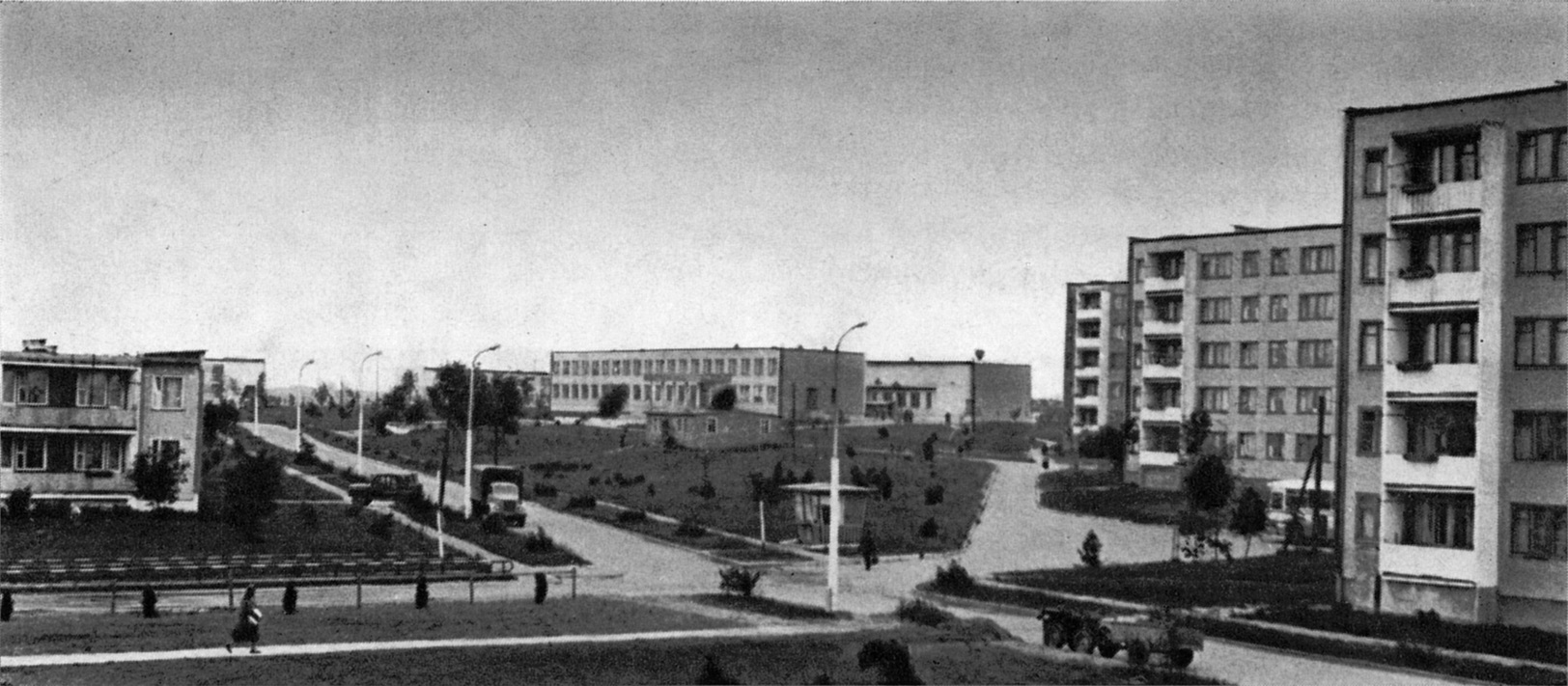 Мир, Солнечная улица, 9