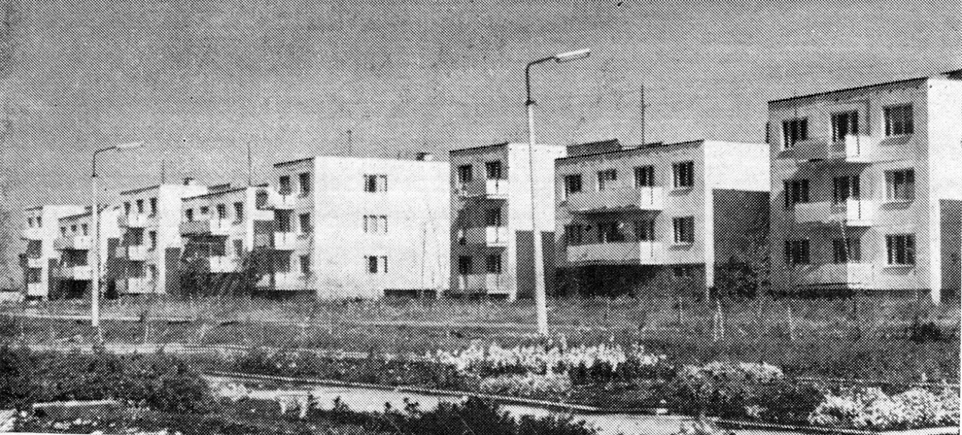Октябрьская, Октябрьская улица, 17; Октябрьская улица, 19