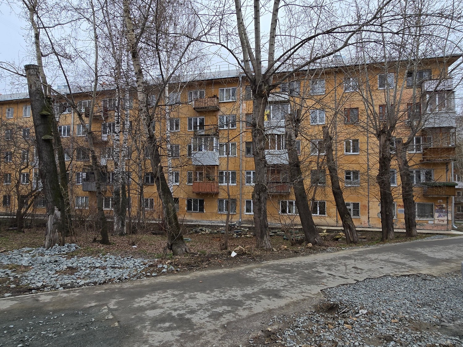 Екатеринбург, Улица Пальмиро Тольятти, 9