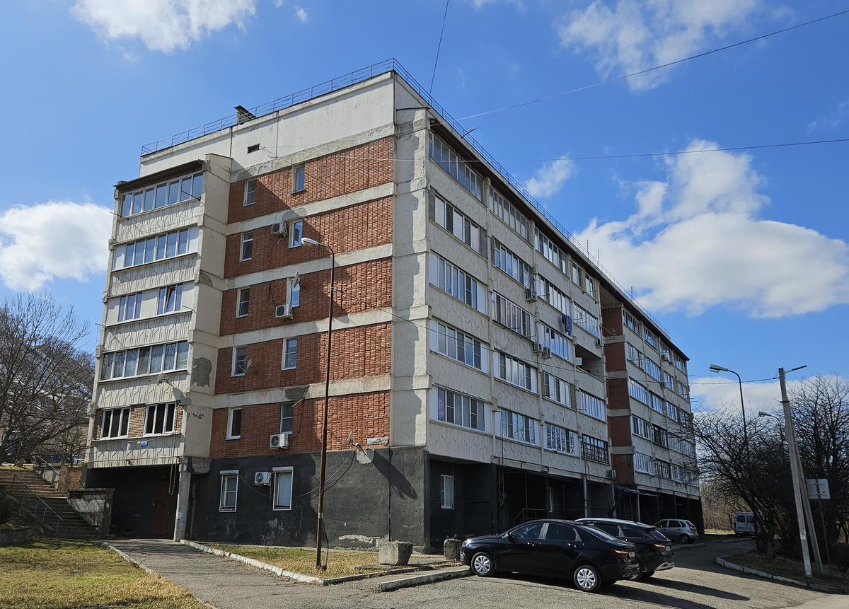 Лермонтов, Улица Молодёжная, 1